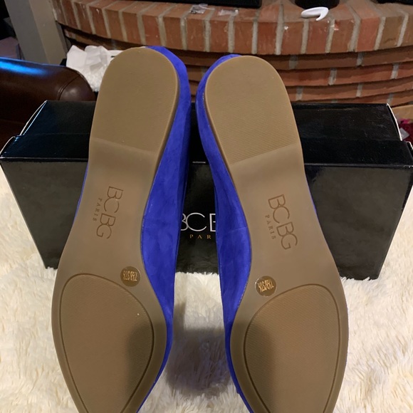 BCBG PARIS Zarine Blue Suede flats - Picture 5 of 7